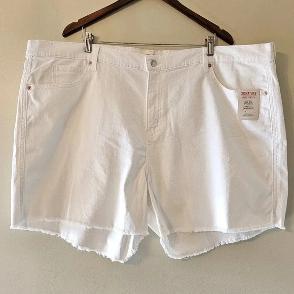 Signature by Levi Strauss & Co. High Rise Plus Size Heritage Denim Shorts 22W. - Picture 7 of 16